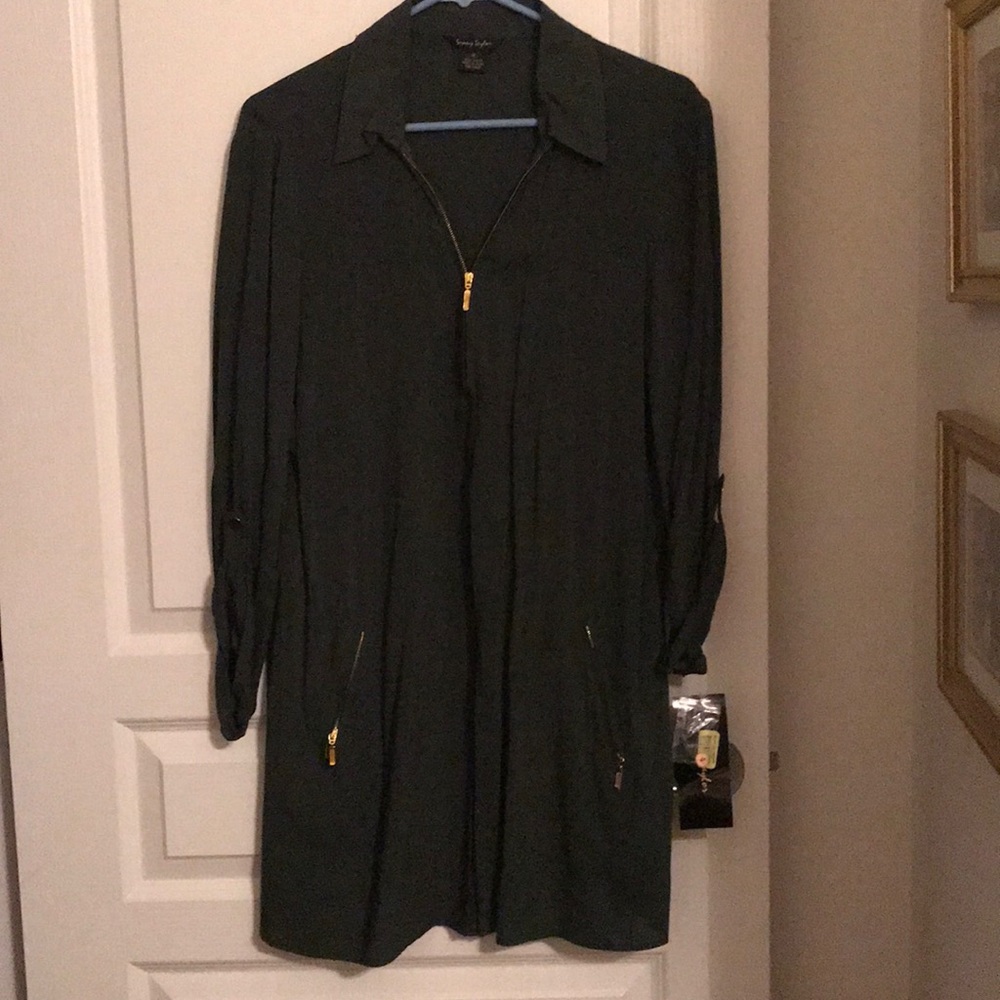 Ladies  Forest Green Tunic Top